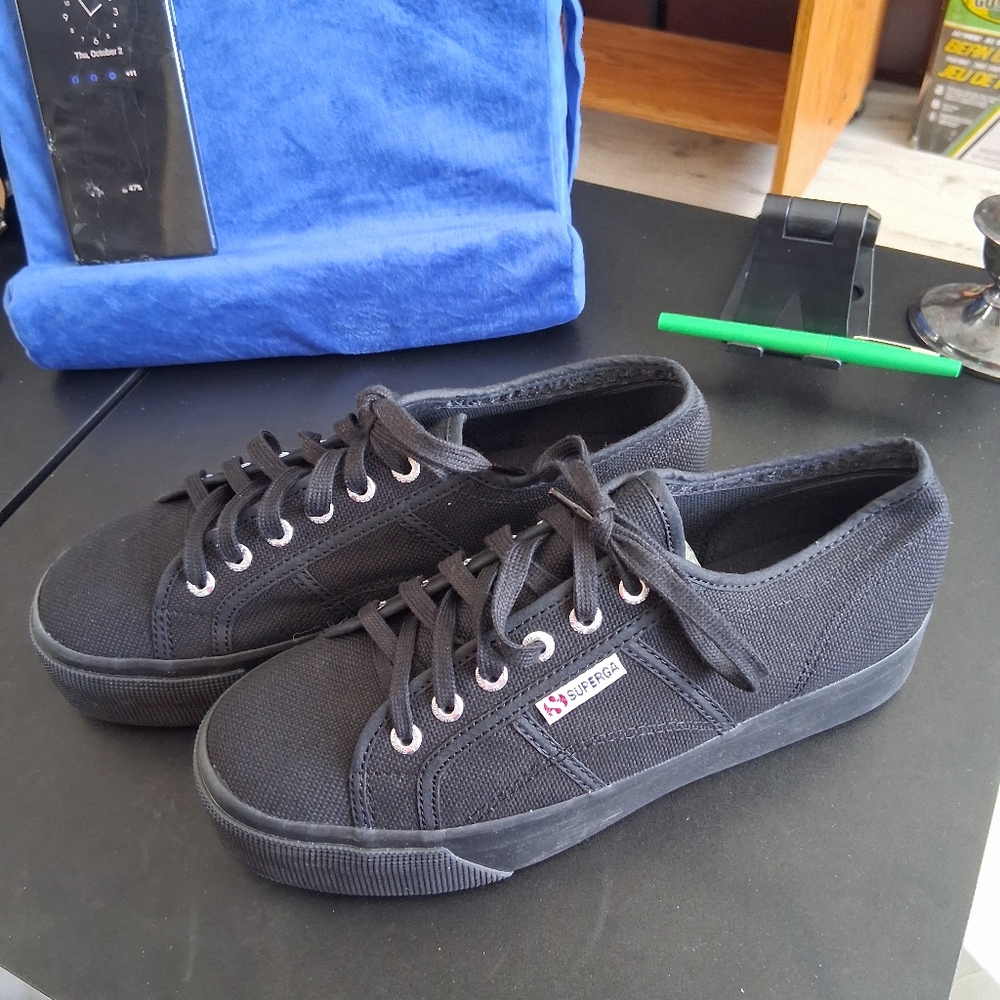 Black Canvas Sneakers UNISEX BY SUPERGA.